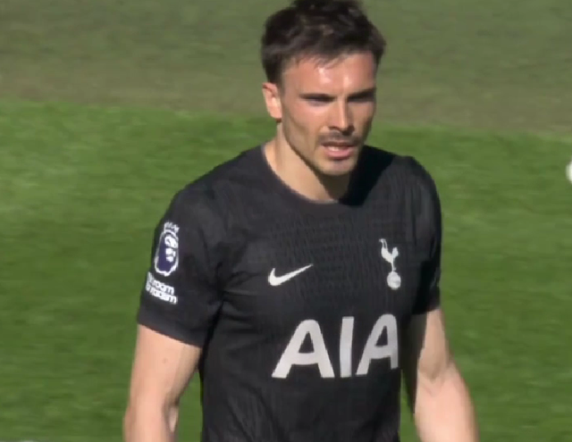九游娱乐app下载-英超保级反转！热刺1-0新帅首胜，西汉姆2-1绝杀，降级热门2选1